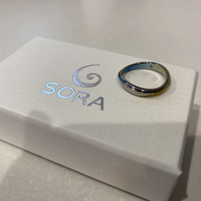 【SORA(ソラ)の口コミ】 個性的な指輪がいいと思って探していました。発色がとても綺麗でデザイン…
