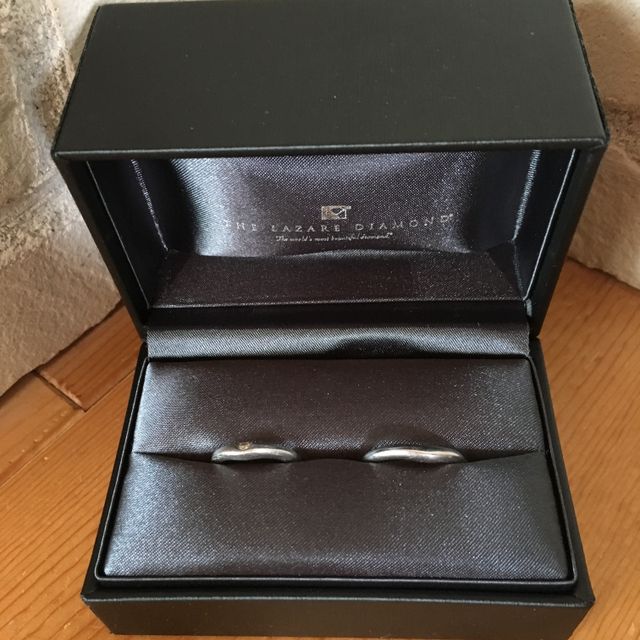 【ラザール ダイヤモンド(LAZARE DIAMOND)の口コミ】 結婚20周年記念に新調しました。主婦歴20年ともなれば、それなりの手と指…