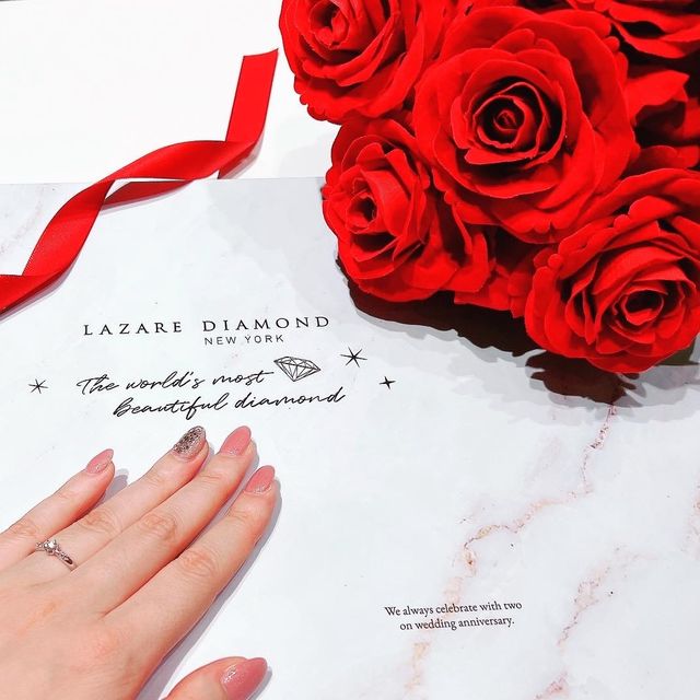 【ラザール ダイヤモンド(LAZARE DIAMOND)の口コミ】 事前に候補を絞ってお店を訪れましたが、実際に指につけてみると思ってい…