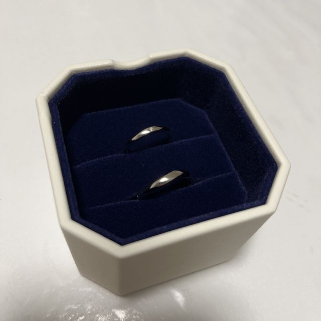 【4℃ BRIDAL(ヨンドシーブライダル)の口コミ】 実際にリングをいくつかのデザインの物をつけてみて、ナチュラルグレース…