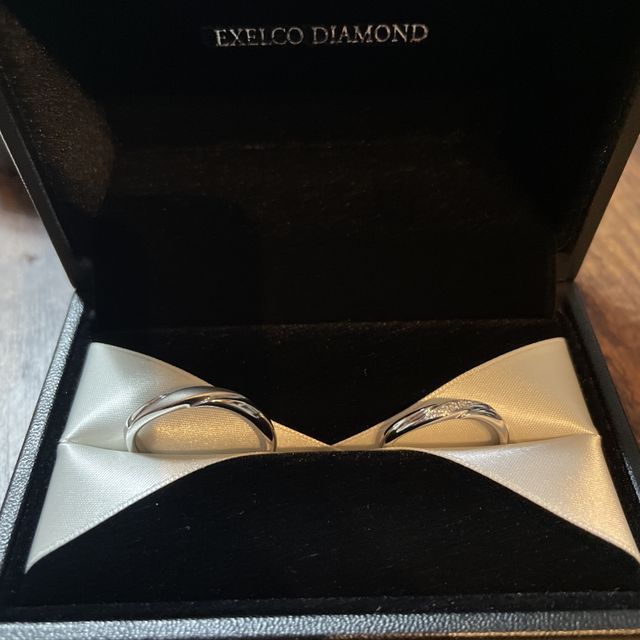 【エクセルコダイヤモンド(EXELCO DIAMOND)の口コミ】 デザインがほんとうに可愛くて選びました。いろいろ行きましたが、つけた…