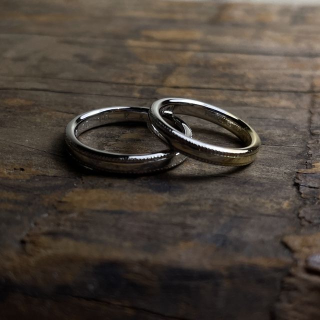 【ichi(イチ)の口コミ】 結婚指輪はプラチナでと決めていましたが、自分の肌的にゴールドの方が合…