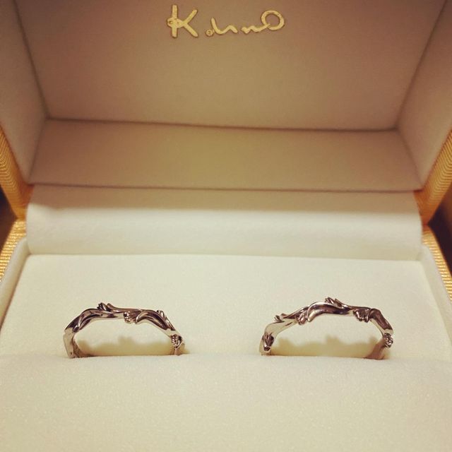 【ケイウノ ブライダル(K.UNO BRIDAL)の口コミ】 結婚指輪を決めるにあたり、価格がそこまで高くなくデザインがまわりとか…