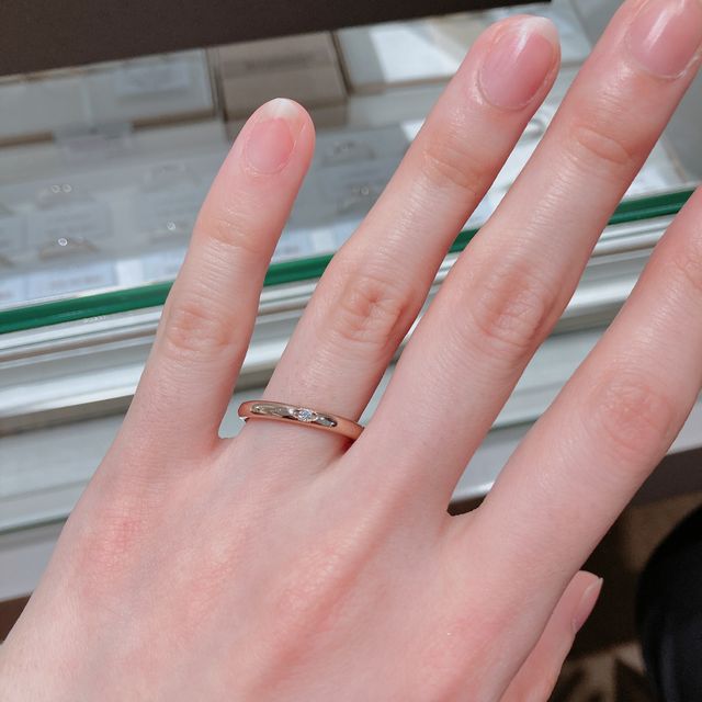 【アイプリモ(I-PRIMO)の口コミ】 理想の指輪がシンプルなものでした。とくにピンク色が好きでしたので、好…