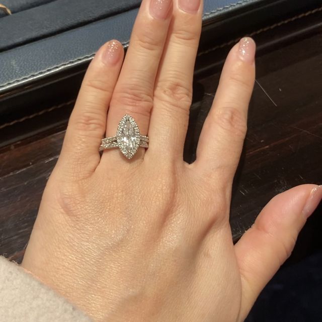 【LEHAIM(レハイム)の口コミ】 もともと中石が1カラットに近いもので個性的なデザインのものを探していて…