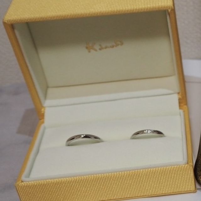 【ケイウノ ブライダル(K.UNO BRIDAL)の口コミ】 ネットの画像で見て選んでいた際は、ダイヤが多くついたものを好み候補に…