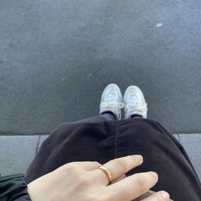 【YUKA HOJO(ユカホウジョウ)の口コミ】 デザインに一目惚れして購入しました。ほかのゴールドより柔らかな印象の…