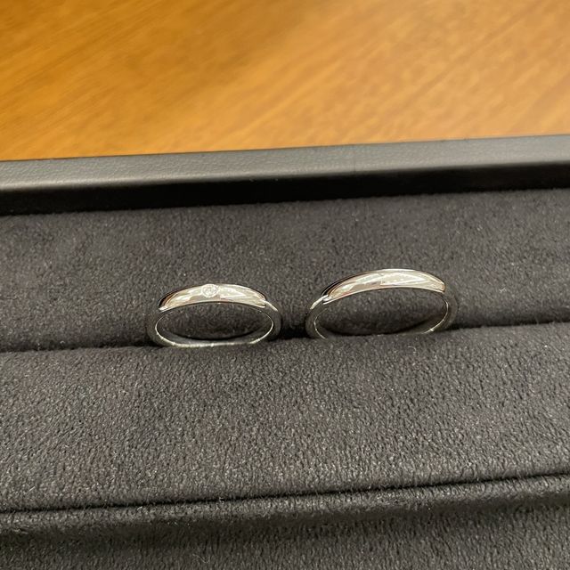 【ティファニー(Tiffany & Co.)の口コミ】 憧れのティファニーで結婚指輪購入しました。
一度下見に行き、ダイヤモン…