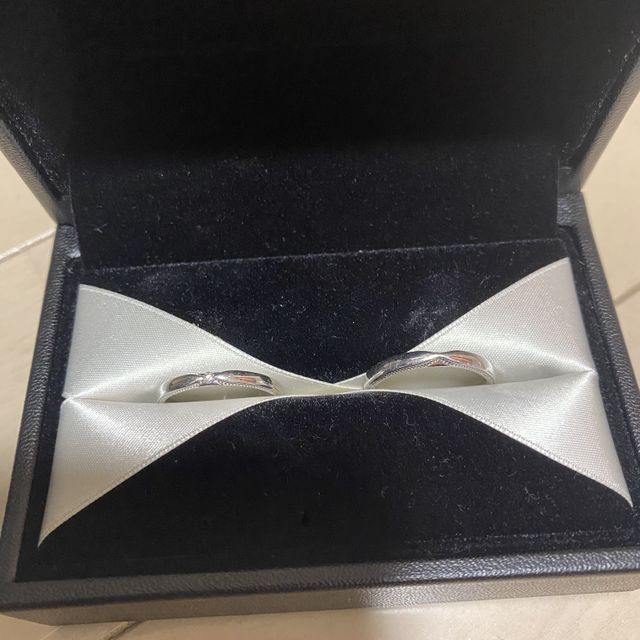 【エクセルコダイヤモンド(EXELCO DIAMOND)の口コミ】 いつも身につけていたいので、シンプルだけど品があるような指輪を選びま…