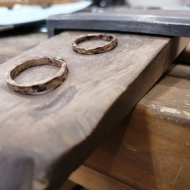 【鎌倉彫金工房の口コミ】 来店前に、ある程度決めていたのですが、お店で実際に触れて比較したら、…