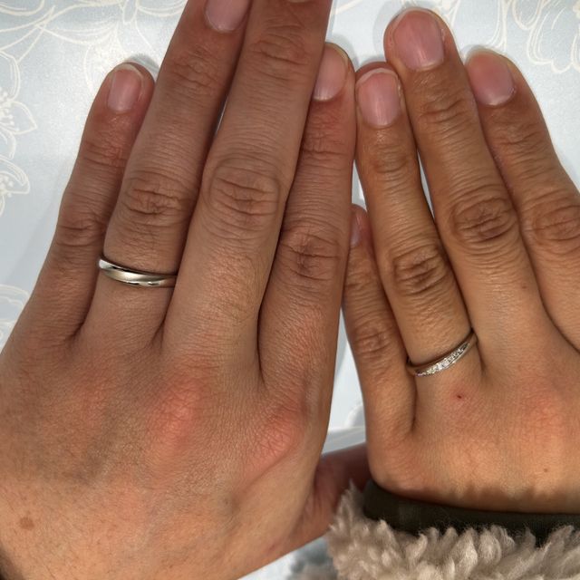 【ヴァンドーム青山(VENDOME AOYAMA)の口コミ】 ペアデザインと悩みましたが、シンプルなデザインでお揃いにしました。価…