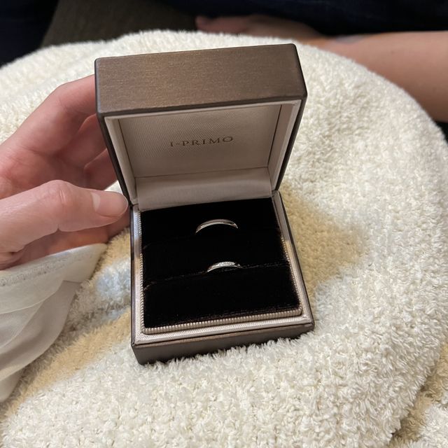 【アイプリモ(I-PRIMO)の口コミ】 アイプリモで購入しました。シンプルなデザインの指輪を探していました。…