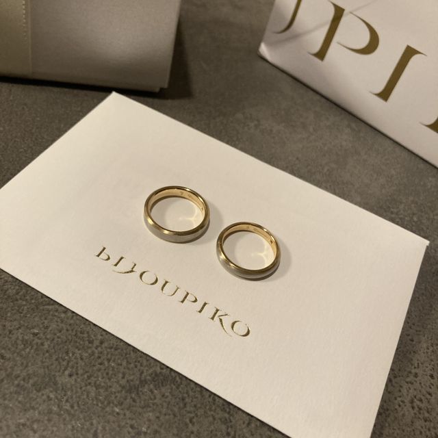 【Desserts(デザート)の口コミ】 デザインについては個性的なものが良かったのと、素材はゴールドにしたい…