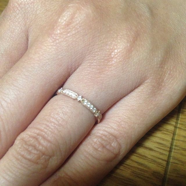 【LUCIE(ルシエ)の口コミ】 肌が色黒なので、ゴールド系かピンクゴールド系にしようと思っていました…