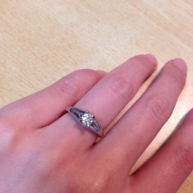 【ショーメ(CHAUMET)の口コミ】 このブランドの指輪が欲しくて、ある程度のデザインは決めて行きましたが…