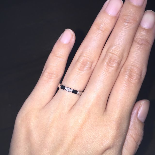 【シャネル(CHANEL)の口コミ】 とにかくデザインが素敵でひとめぼれして即決定しました。他にはないデザ…