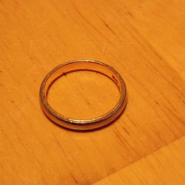 【夢工房鍛造家族の口コミ】 結婚指輪を探している際に、鍛造という手法があることを知り、その手法に…