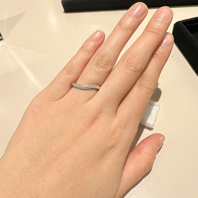 【俄(にわか)の口コミ】 男性ものは、シンプルであり、プラチナであまり太くないダイプの指輪が好…