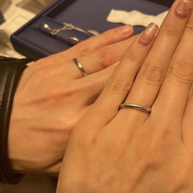 【銀座ダイヤモンドシライシの口コミ】 王道のデザインに手を加え、あまり見ないデザインに仕上がっていたこと。…