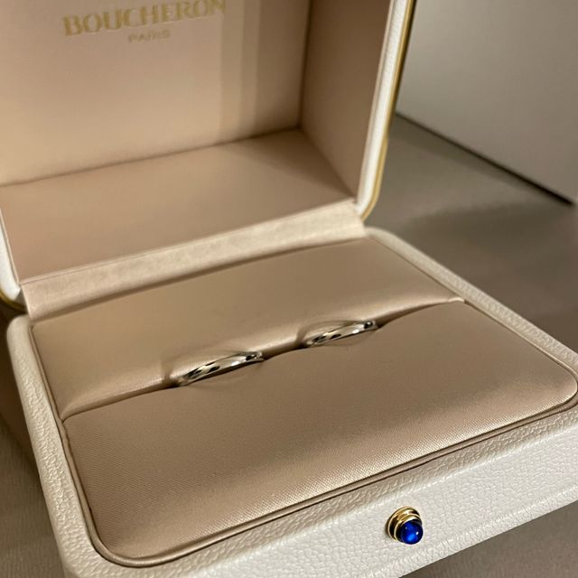 【ブシュロン(BOUCHERON)の口コミ】 シンプルで飽きのこないストレートデザインを探していて、なおかつ着け心…