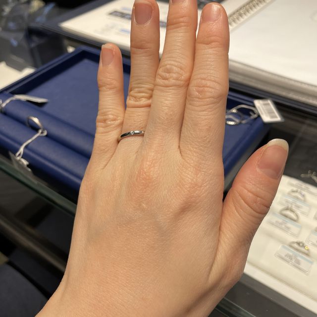 【銀座ダイヤモンドシライシの口コミ】 日本ブランドということもあり、着け心地は良く手に馴染みました。プラチ…