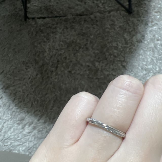 【銀座ダイヤモンドシライシの口コミ】 指輪のデザインとアフターサービスに
魅力を感じました。

ダイヤモンドへ…