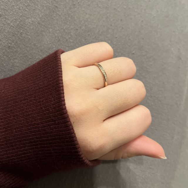 【AFFLUX(アフラックス)の口コミ】 決めては、夫と私で肌の色味が全く異なるため、二人でそれぞれリングの色…