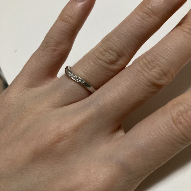 【ラザール ダイヤモンド(LAZARE DIAMOND)の口コミ】 婚約指輪は、世界一のダイヤモンドというだけあってカットの仕方、輝きの…