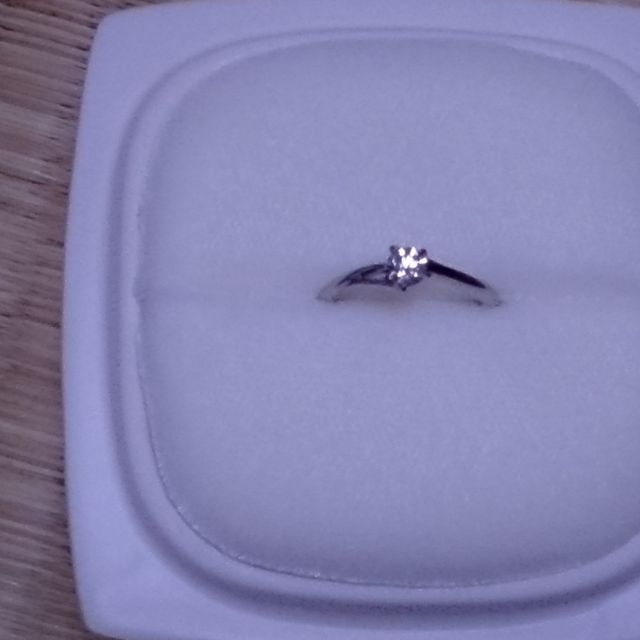 【俄(にわか)の口コミ】 様々な指輪をお試ししました。まずはせっかくするのだから、いわゆる婚約…