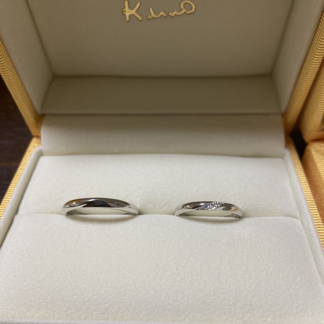 【ケイウノ ブライダル(K.UNO BRIDAL)の口コミ】 お店に行く前までは別のものにしようとしていました。しかし実際に見せて…