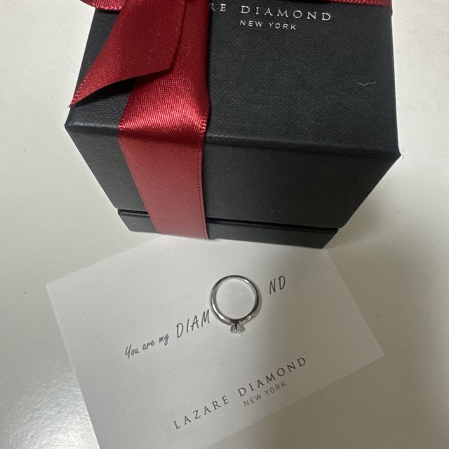 【ラザール ダイヤモンド(LAZARE DIAMOND)の口コミ】 デザインがよく、指輪の名前もハワイのビーチ名であることが決め手でした…