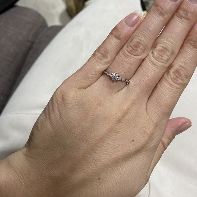 【アイプリモ(I-PRIMO)の口コミ】 大人っぽいけど可愛さもあって、シンプルすぎずでとてもよかった。値段も…