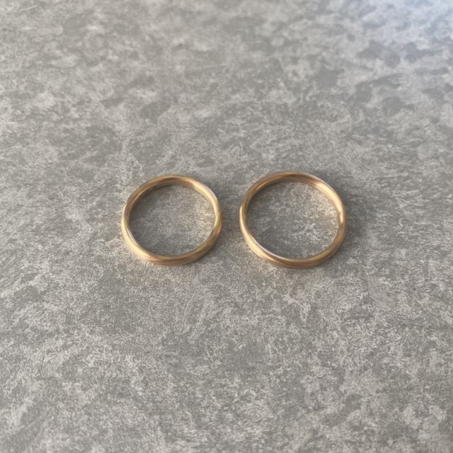 【俄(にわか)の口コミ】 「ゴールドに変更できるもの」ではなく、もともとがゴールドのものとして…