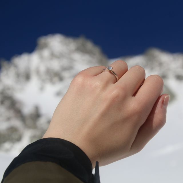 【銀座ダイヤモンドシライシの口コミ】 シンプルかつ、可愛い！！
ダイヤの質がいい、アフターフォローがしっかり…