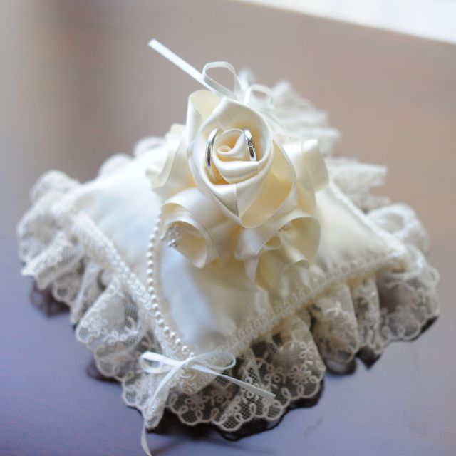 【ティファニー(Tiffany & Co.)の口コミ】 結婚指輪を買うならティファニーと学生のころから憧れていましたので、
ブ…