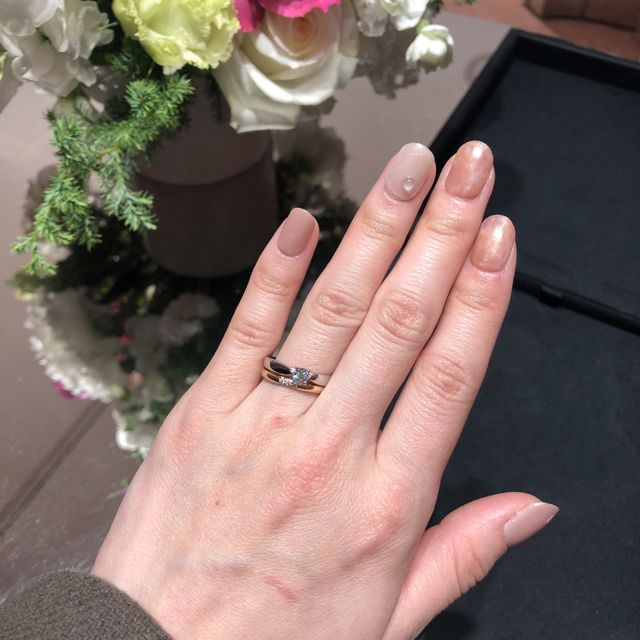 【ティファニー(Tiffany & Co.)の口コミ】 ピンクゴールドとプラチナの重ね付けが可愛いと思いました。イエローゴー…