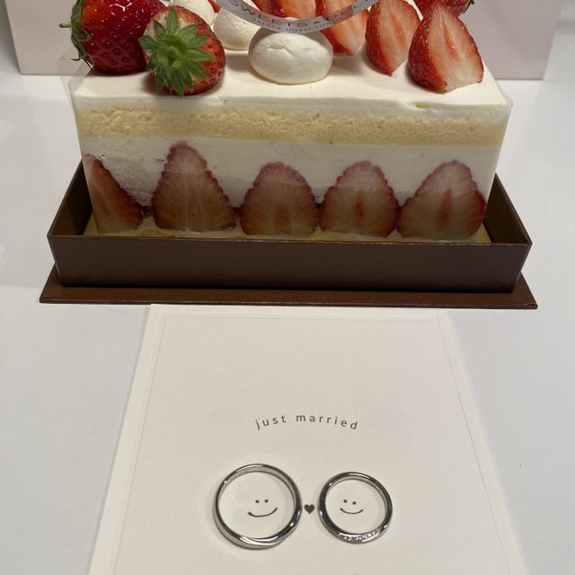 【アイプリモ(I-PRIMO)の口コミ】 2人の手に合うデザインがなかなか見つからない中、イメージを伝え色々と試…