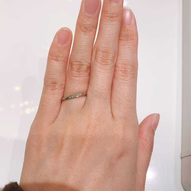 【RosettE(ロゼット)の口コミ】 私は指がとても細いので、太めのリングや、いわゆる沢山装飾がなされてい…