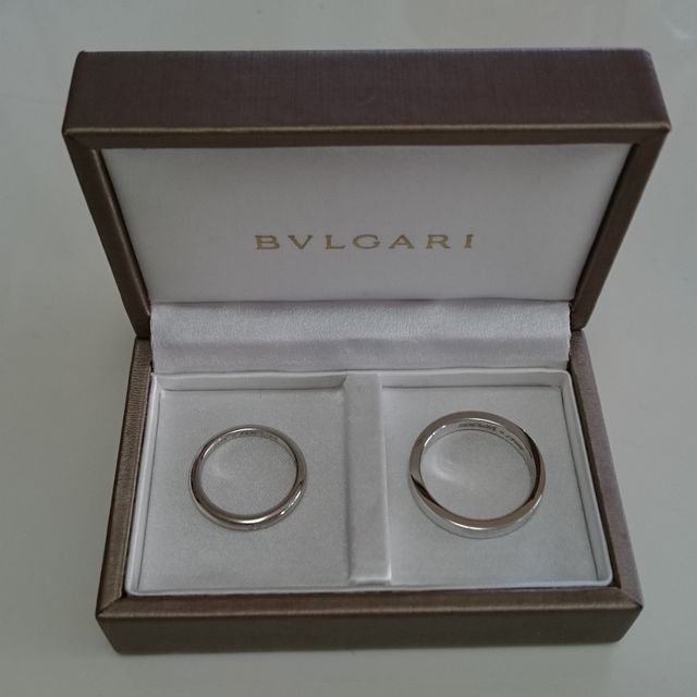 【ブルガリ(BVLGARI)の口コミ】 結婚指輪は、毎日身につけるものなので、丈夫かつ上品なものが良いと思い…