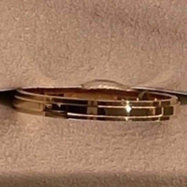 【カルティエ(Cartier)の口コミ】 一番のおすすめポイントは、ストレートな構造であるのに、段差のあるデザ…