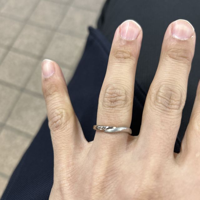 【アイプリモ(I-PRIMO)の口コミ】 デザインが良かった。特にプラチナとピンクゴールドの2色を彼女ができまし…