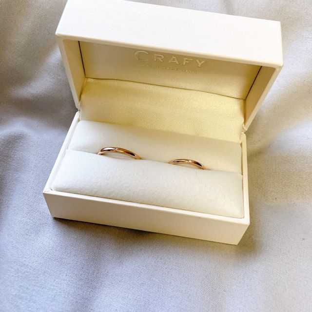 【CRAFY(クラフィ)の口コミ】 ネットでみたデザインが可愛くて
それに似た感じでお願いしました。
実際…