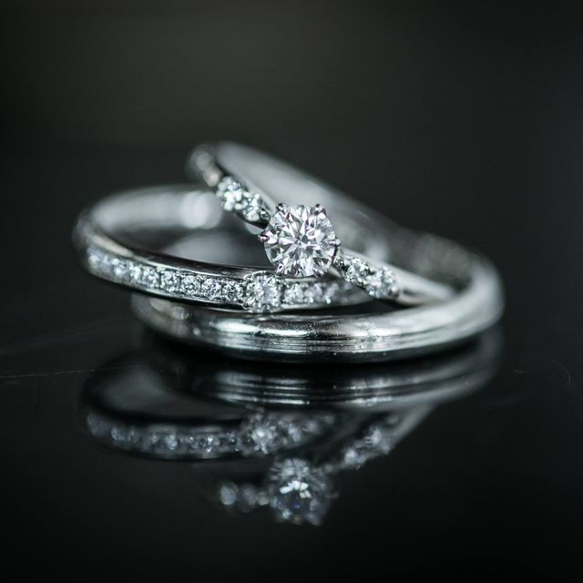 【ラザール ダイヤモンド(LAZARE DIAMOND)の口コミ】 ダイヤモンドの輝き方が他店のものより美しく、つけた感じも指に合ってい…