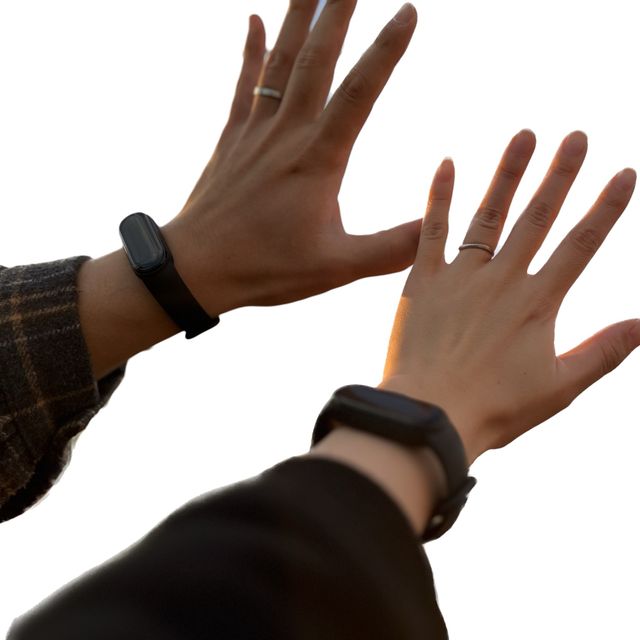 【ROCCA(ロッカ)の口コミ】 ウェーブのかかったデザインと
エアーラインの入ったデザインで、
後にサ…