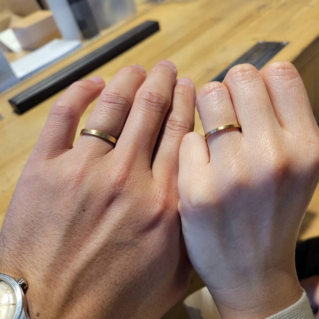 【ringram(リングラム)の口コミ】 普段使いできて、飽きのこないものが良かったので、シンプルな指輪のデザ…