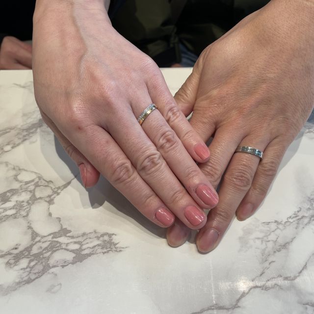 【Katamu(カタム)の口コミ】 鍛造リングを探していました。
別ブランド目的で店舗に伺ったのですが、そ…