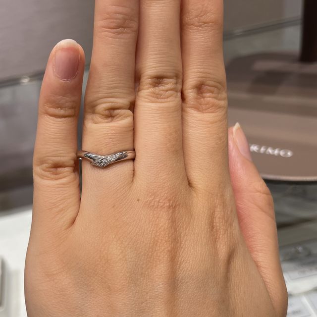 【アイプリモ(I-PRIMO)の口コミ】 婚約指輪に合う結婚指輪を探していました。婚約指輪もアイプリモだったの…
