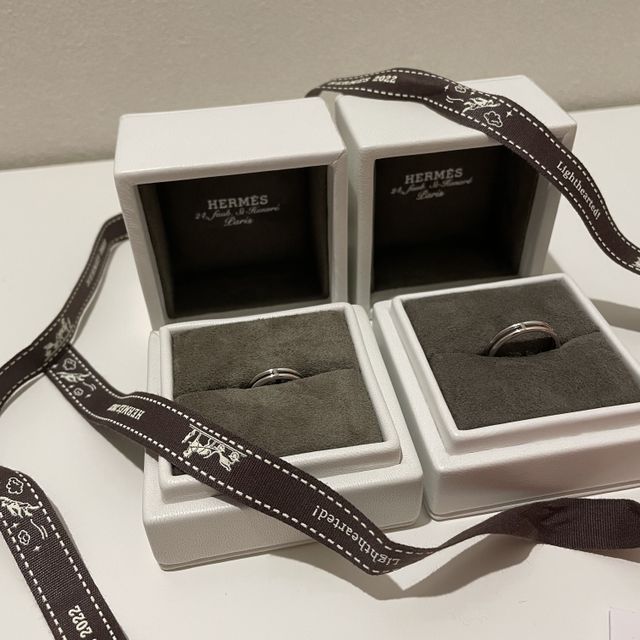 【エルメス(HERMES)の口コミ】 値段が予算内だったことと、シンプルで上品かつ、少しだけ癖があるので人…