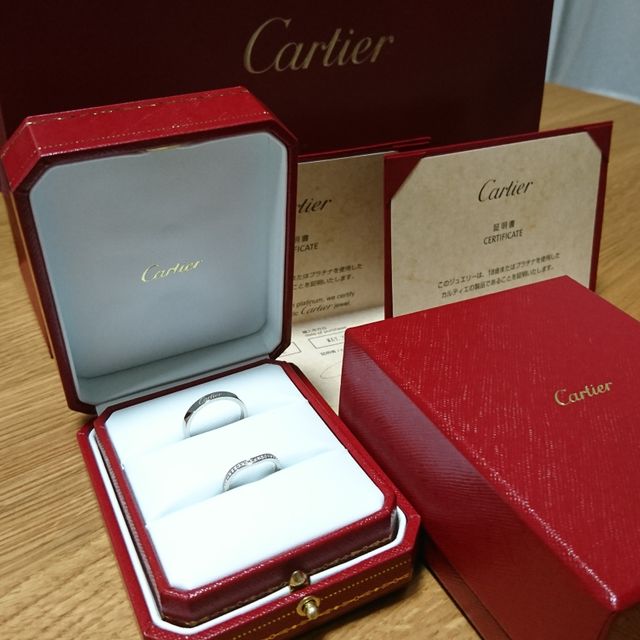 【カルティエ(Cartier)の口コミ】 婚約指輪は迷いに迷って別のブランドの指輪にしたため、結婚指輪は絶対カ…