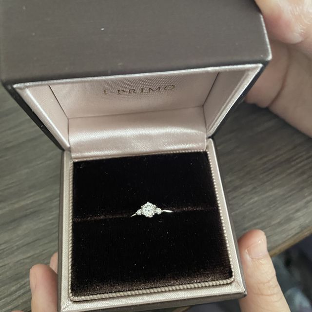 【アイプリモ(I-PRIMO)の口コミ】 特にダイヤモンドの品質にこだわりたいと思いました。今回購入させていた…
